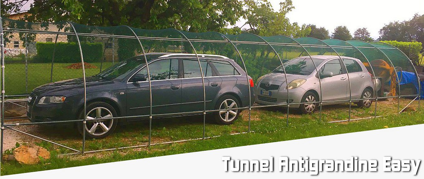 serra tunnel con rete antigrasndine per auto
